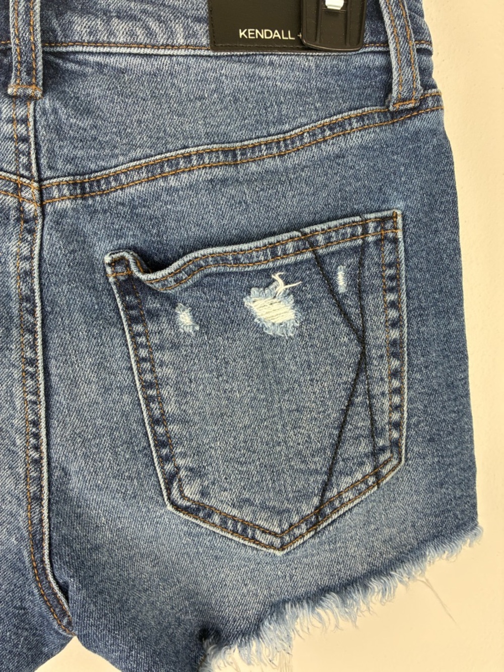 Kendall + Kylie Distressed Denim Shorts Raw Hem High Rise Size 3/26 - Picture 6 of 8